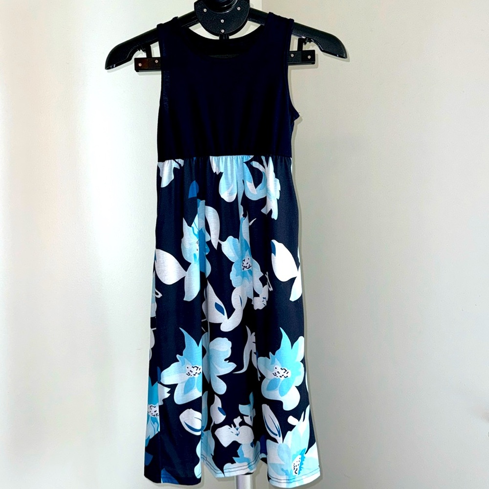 Qin.Orianna Boho Floral Maxi Dress with Pockets - Size 8/9